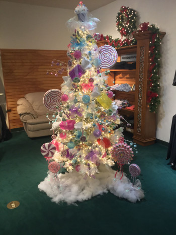 Sweet tooth christmas tree