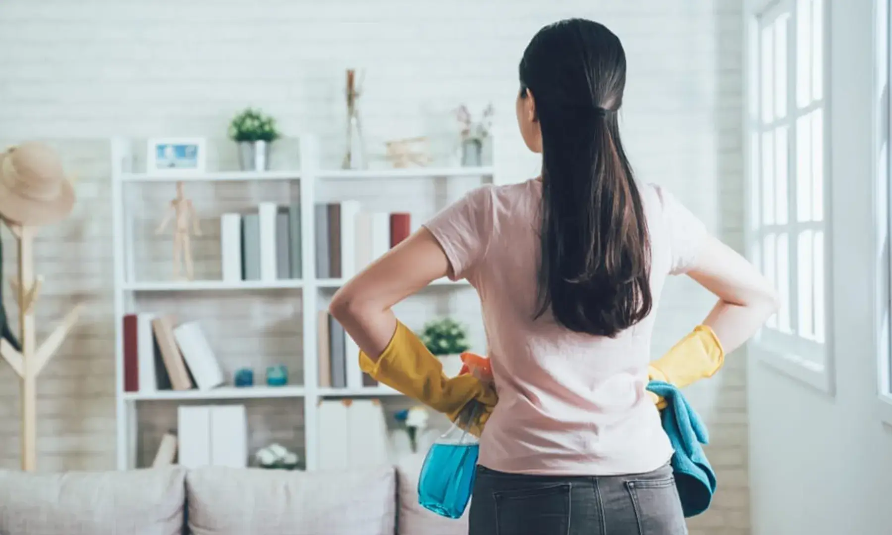 4 Easy Ways to Declutter your Home min