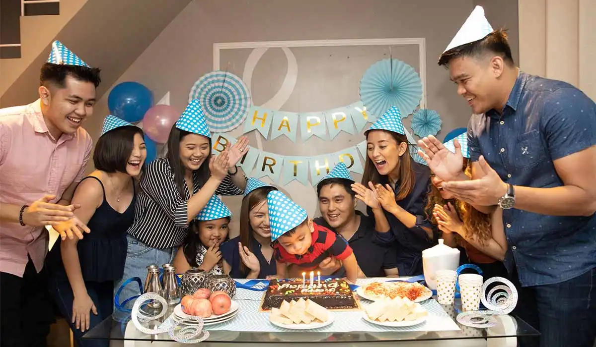Birthday party discount at home
