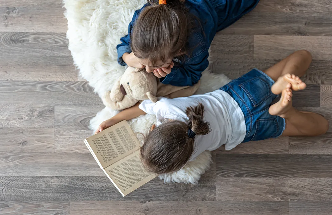 Bond with friends as you focus in choosing your next exciting read.