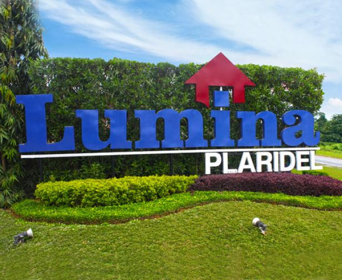 actual photo of Lumina Plaridel subdivision marker