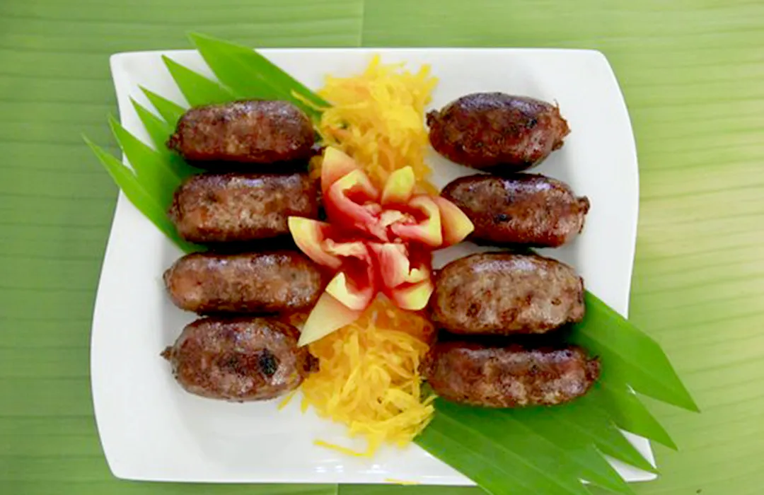 Longganisang Taal, a Batangas food perfect for breakfast and a hot kapeng barako.