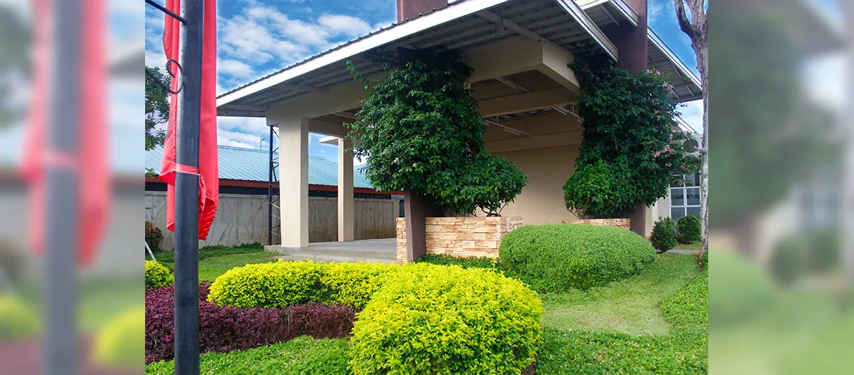 /assets/properties-project-gallery/Lumina-Batangas/lumina-batangas-header/lumina-batangas-gazebo.webp