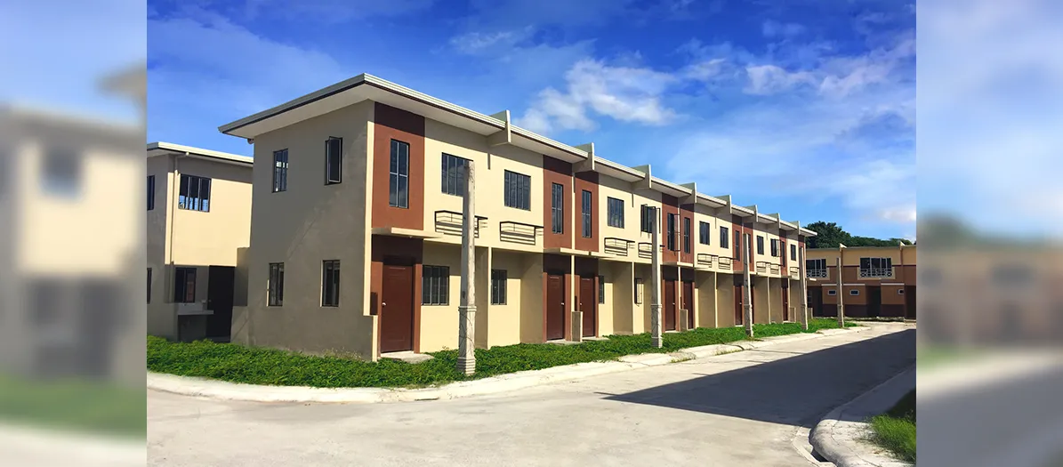 /assets/properties-project-gallery/Lumina-Pampanga/lumina-pampanga-header/lumina-pampanga-angelique-townhouses.webp