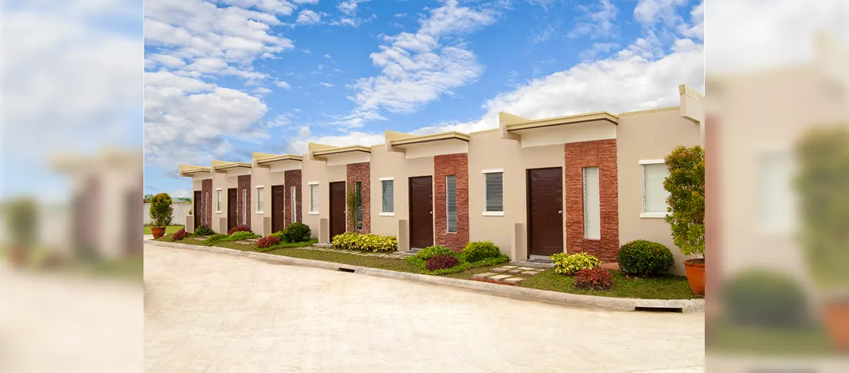 /assets/properties-project-gallery/Lumina-Tanza/lumina-tanza-header/lumina-tanza-aimee-home.webp